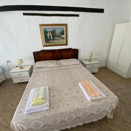 Appartamento Esinai 2 Siniscola Buitenkant foto