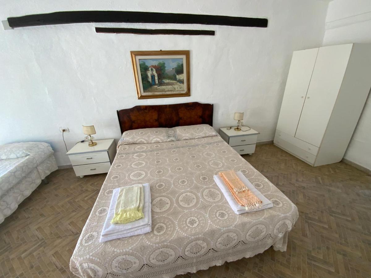 Appartamento Esinai 2 Siniscola Buitenkant foto